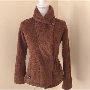 Fuzzy (teddy bear) Patagonia side tie sweater